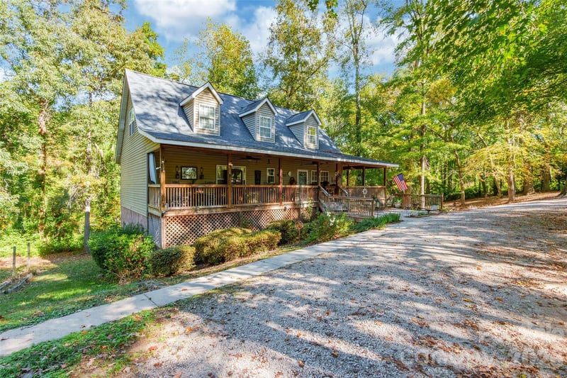 880 Columbia Rd, Chester, SC 29706