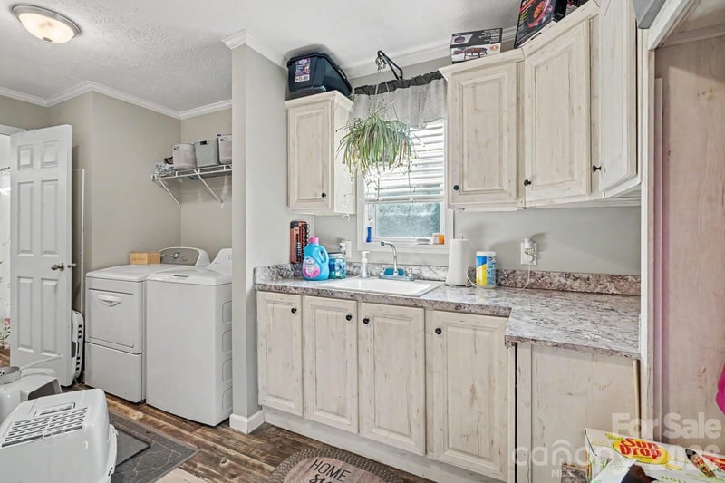 115 Greenmont Dr, Stony Point, NC 28678