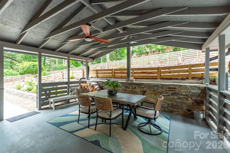 53 Vanderbilt Ter, Asheville, NC 28806