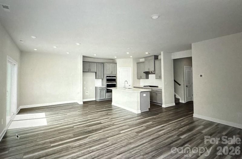 12008 Camdenhurst Rd, Charlotte, NC 28278
