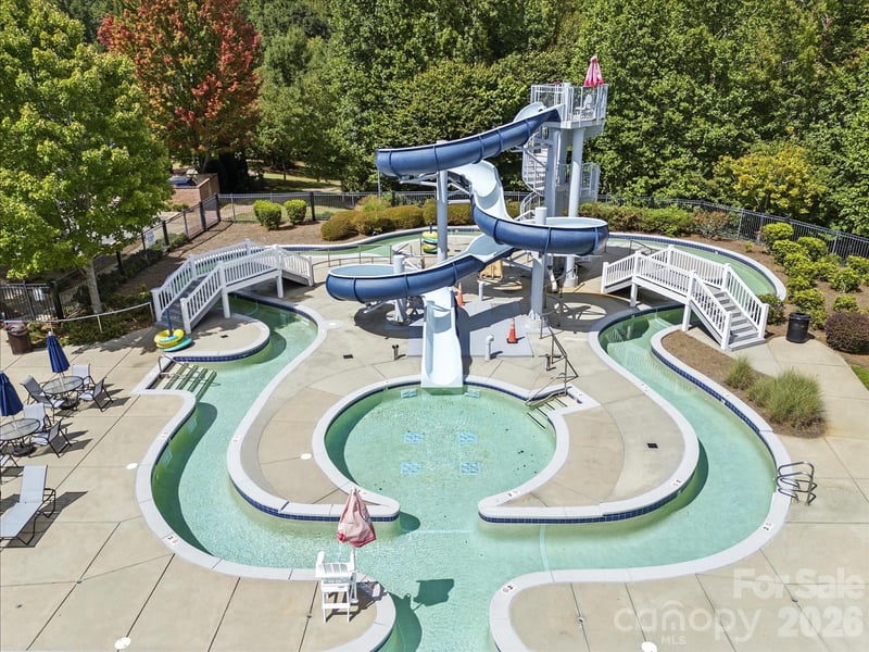 1004 Viscount Dr, Matthews, NC 28104