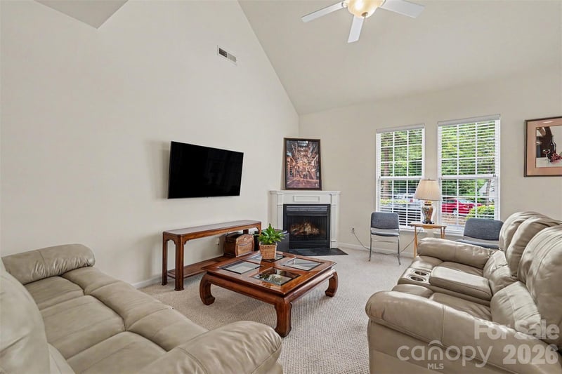 10729 Yellow Tail Ct, Charlotte, NC 28270