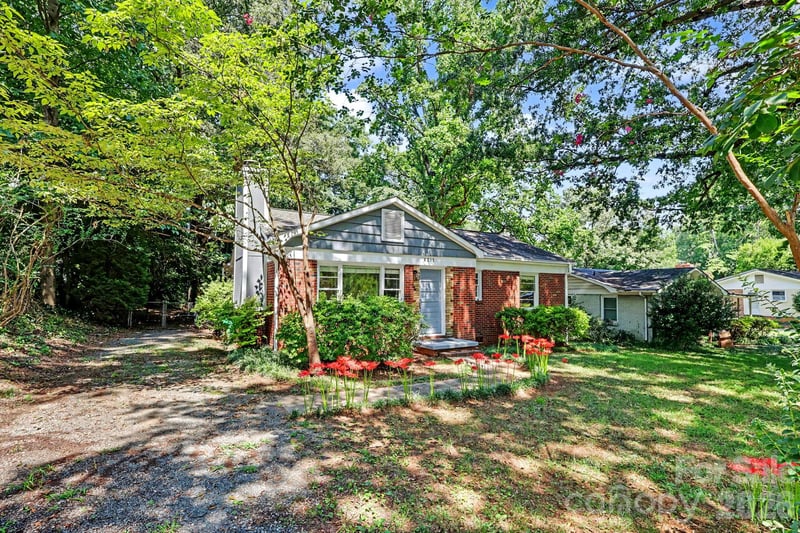4217 Winfield Dr, Charlotte, NC 28205