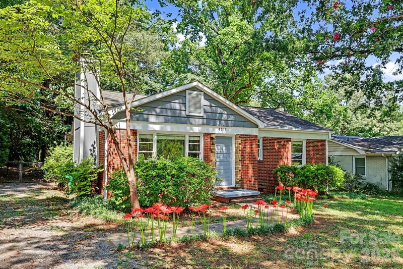 4217 Winfield Dr, Charlotte, NC 28205