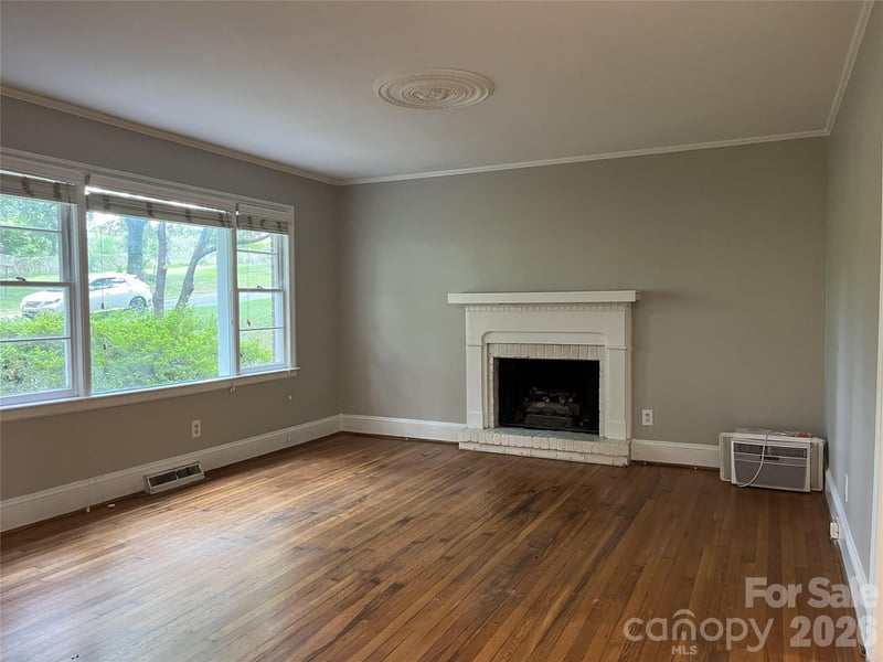 4217 Winfield Dr, Charlotte, NC 28205