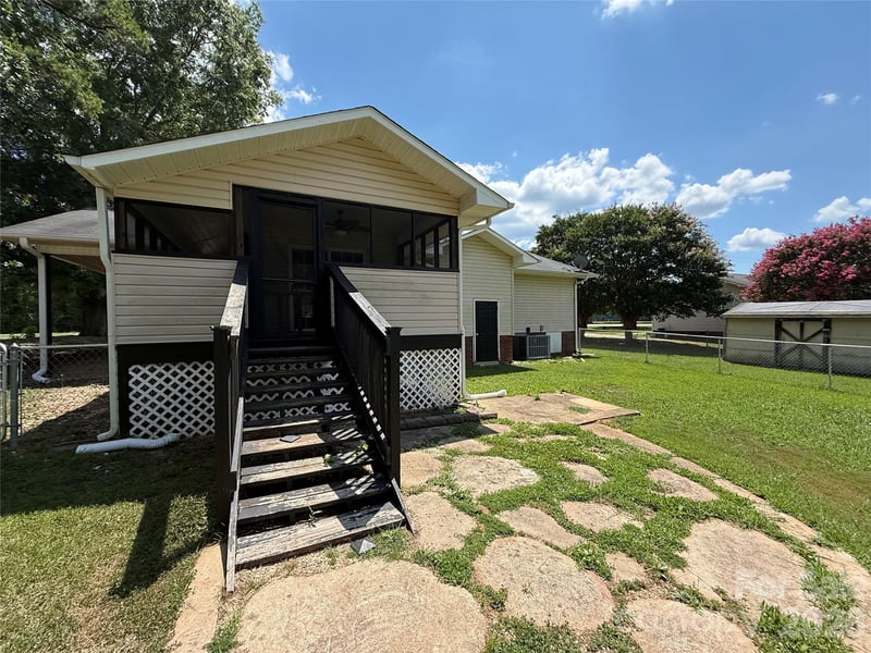 1066 Cameron Rd, York, SC 29745