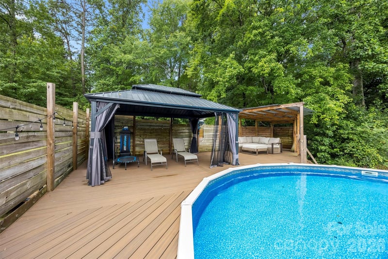 164 Harry Robinson St, Dallas, NC 28034