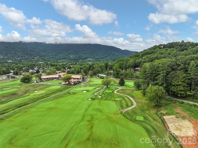 124 Farmer Branch Ln #9, Waynesville, NC 28786