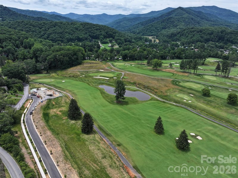 124 Farmer Branch Ln #9, Waynesville, NC 28786