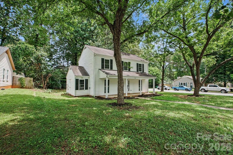 5200 Birchbark Ln, Charlotte, NC 28227