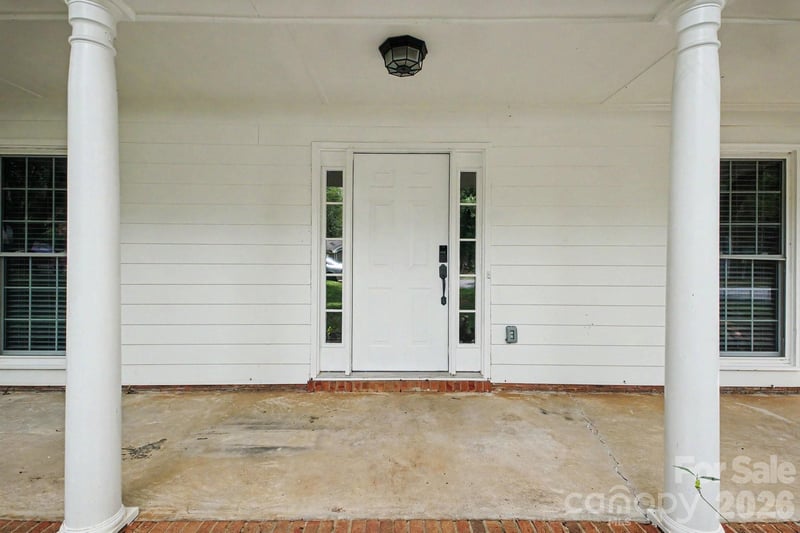 5200 Birchbark Ln, Charlotte, NC 28227