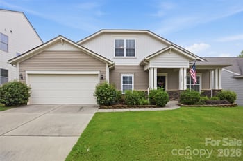 1235 Tranquil Falls Ln, Matthews, NC 28104