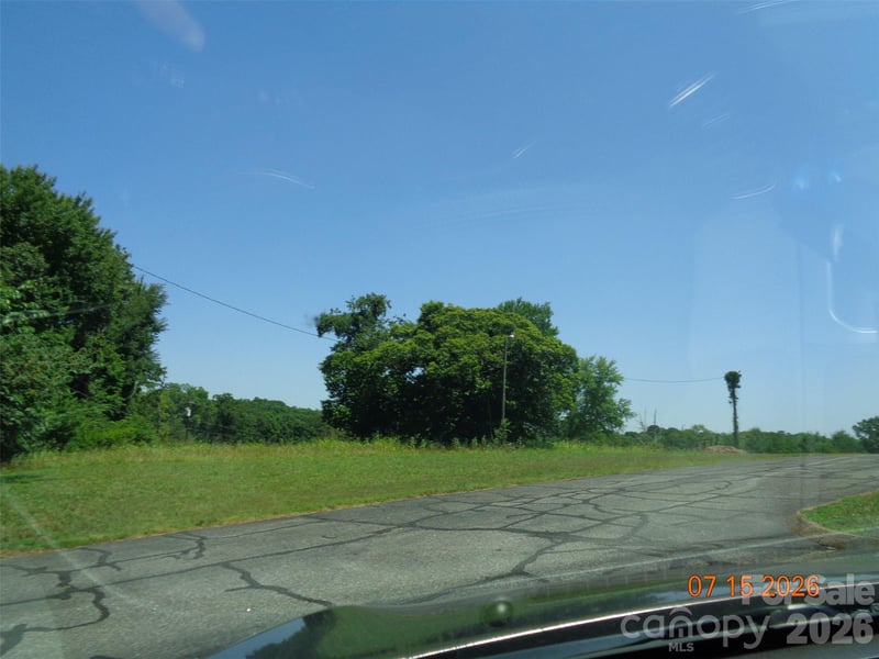 30 Catawba Valley Blvd, Hickory, NC 28602