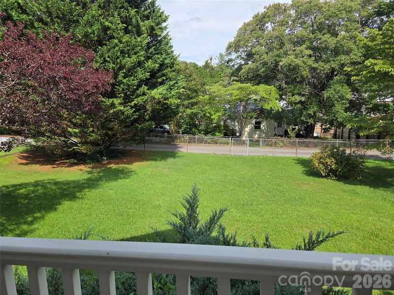 201 Stafford St, Black Mountain, NC 28711