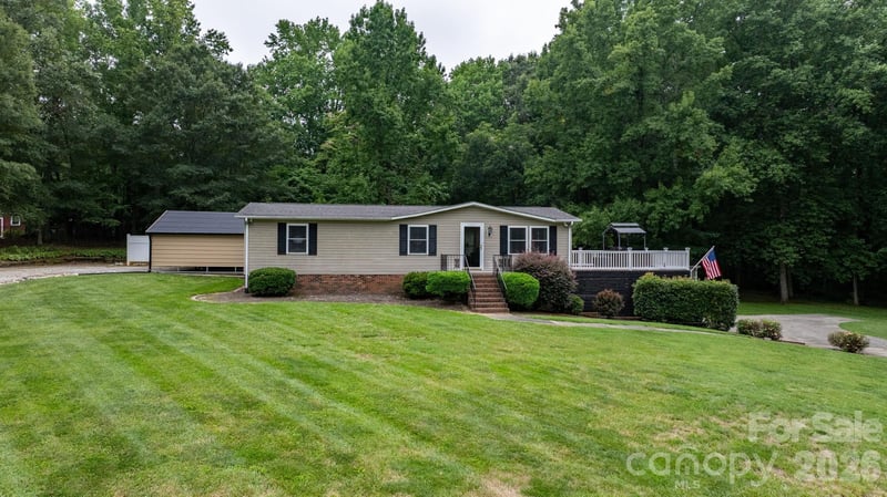 4091 Little Mountain Rd, Newton, NC 28658