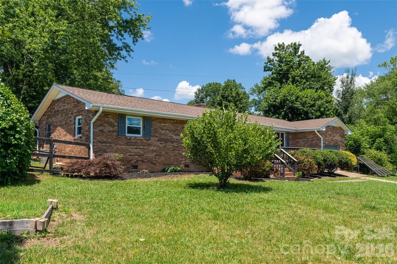 187 Sheehan Rd, Fletcher, NC 28732