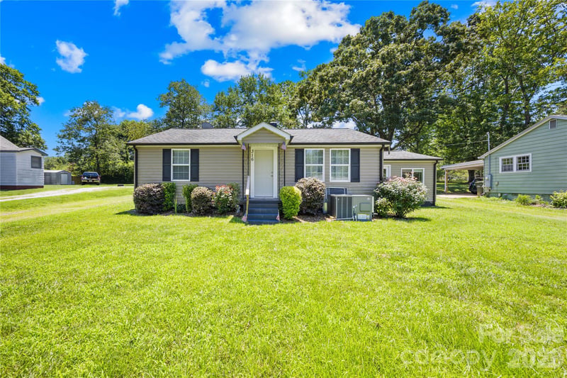 316 20th Ave, Hickory, NC 28601