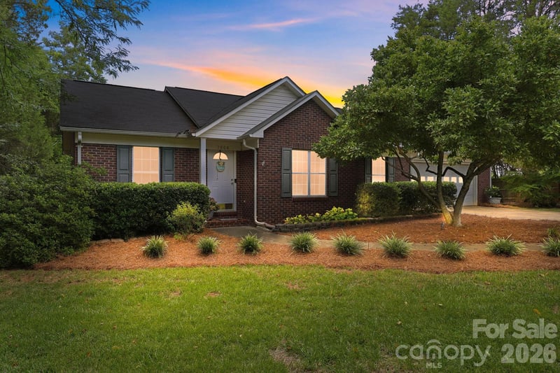 3008 Mooresville Rd, Salisbury, NC 28147
