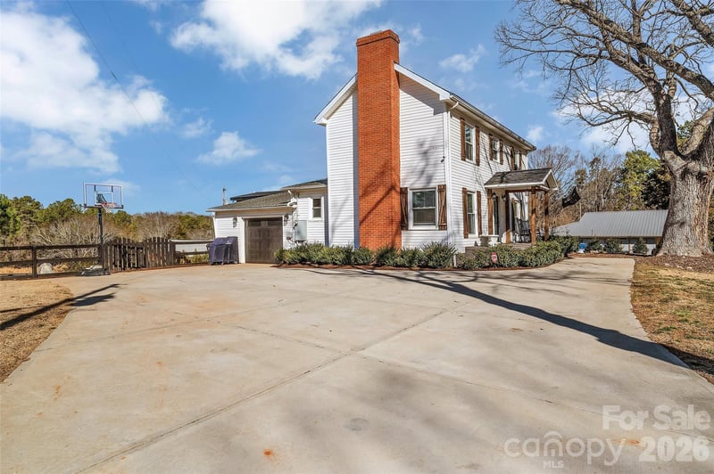 3433 Grey Rd, Davidson, NC 28036