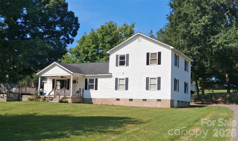 1261 Davis Rd, Lincolnton, NC 28092