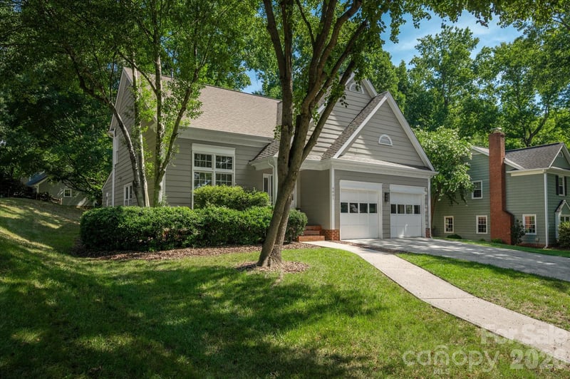 9801 Deer Spring Ln, Charlotte, NC 28210