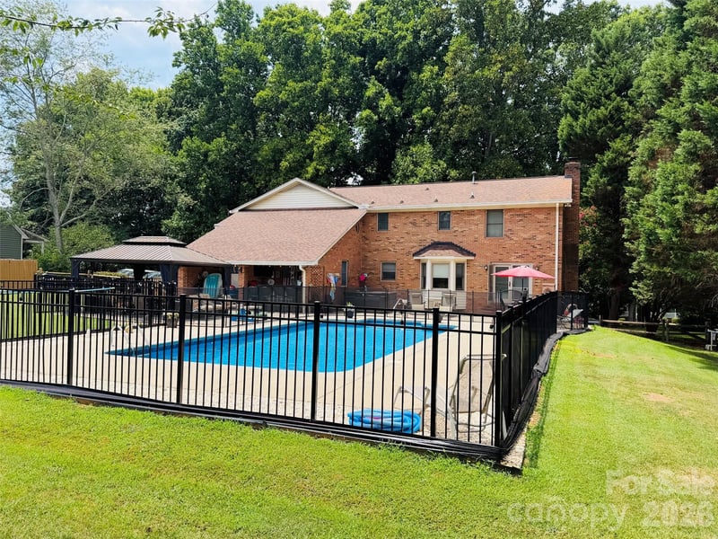 17016 Knoxwood Dr, Huntersville, NC 28078