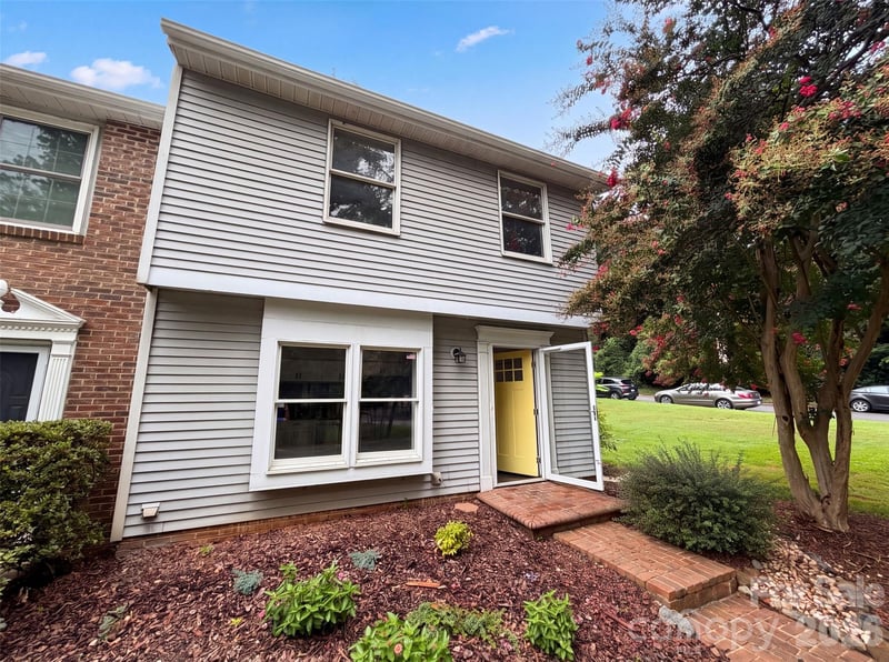 1500 Waybridge Ln, Charlotte, NC 28210