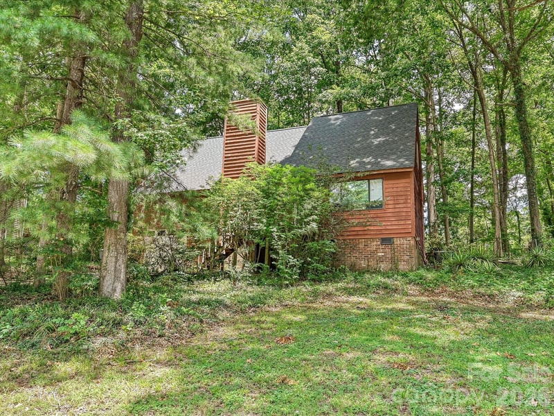 8401 Barncliff Rd, Charlotte, NC 28227