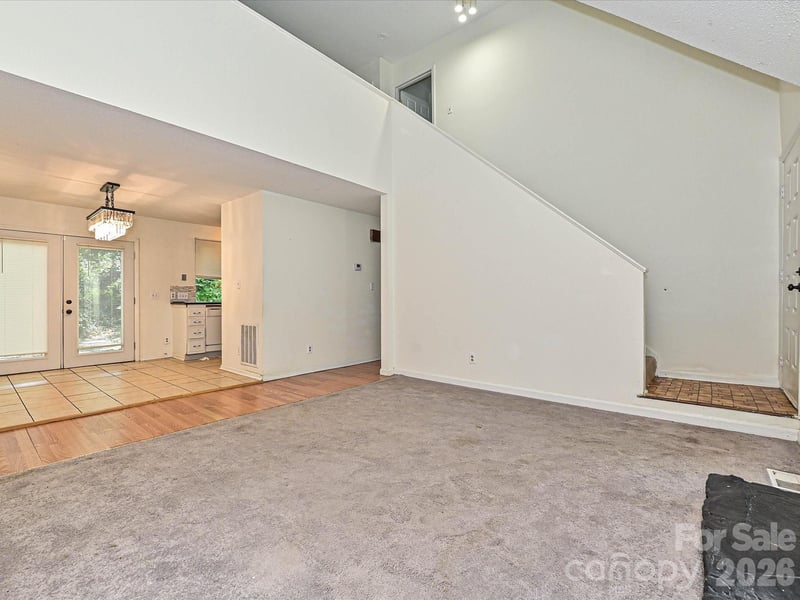 8401 Barncliff Rd, Charlotte, NC 28227