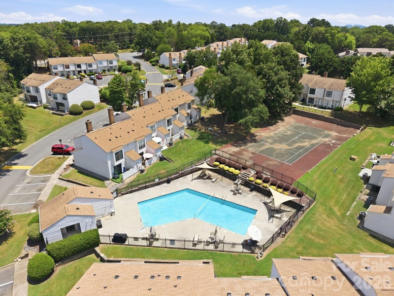 11002 Carmel Crossing Rd, Charlotte, NC 28226