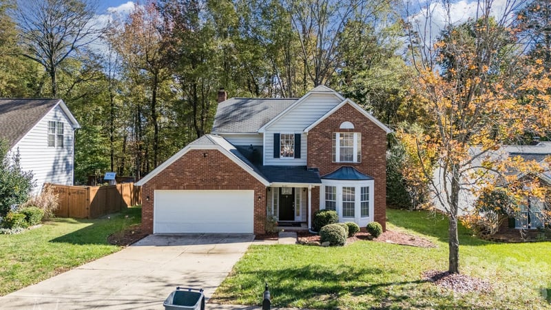 6101 Skyline Dr, Charlotte, NC 28269