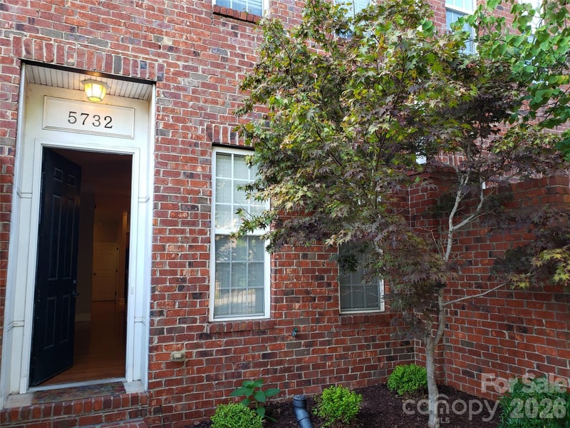 5732 Village Dr, Concord, NC 28027