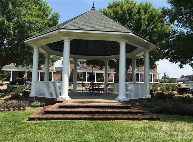 5732 Village Dr, Concord, NC 28027