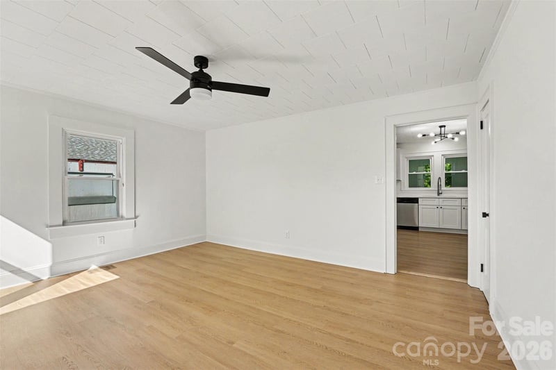 115 Autumn Leaf Rd, Troutman, NC 28166