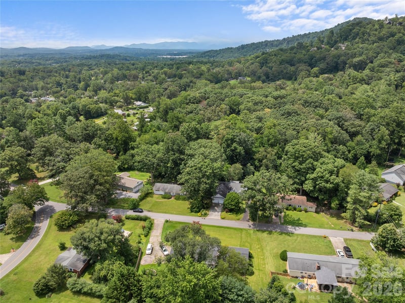 8 Keasler Rd, Asheville, NC 28805
