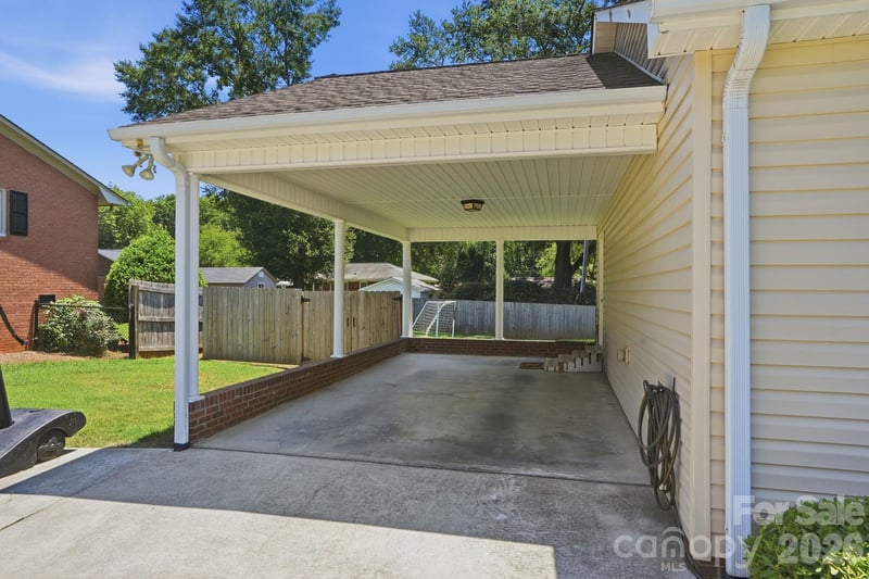 107 Wendover Dr, Lincolnton, NC 28092