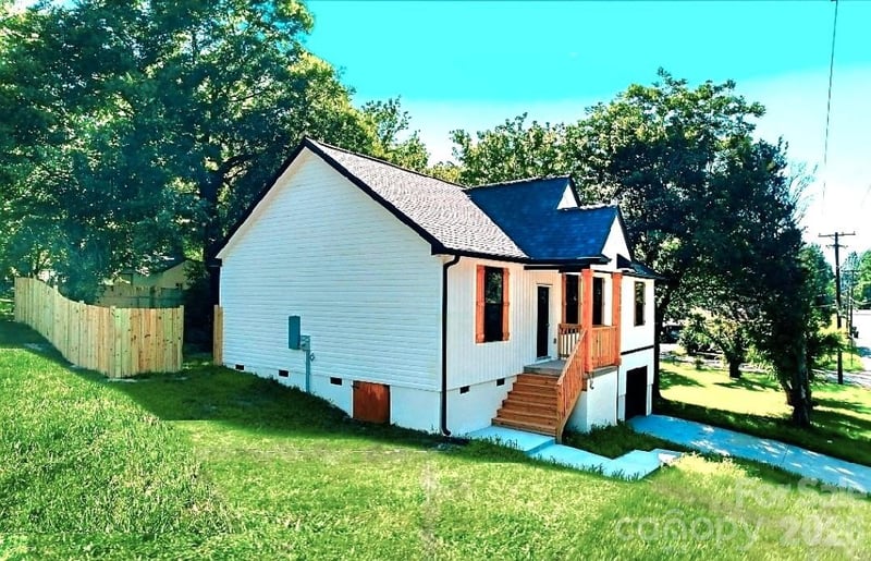 1111 7th Ave, Gastonia, NC 28052