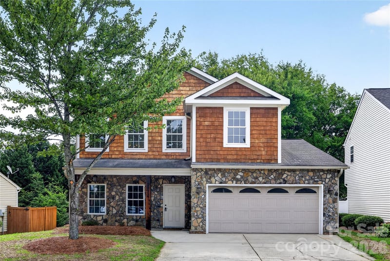 9232 Aloysia Ln, Charlotte, NC 28269