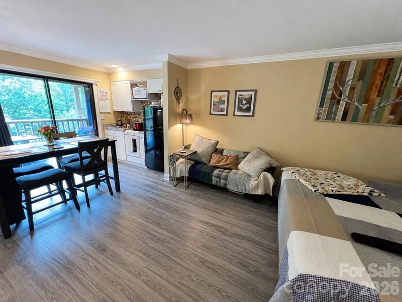 160 Whitney Blvd #35, Lake Lure, NC 28746