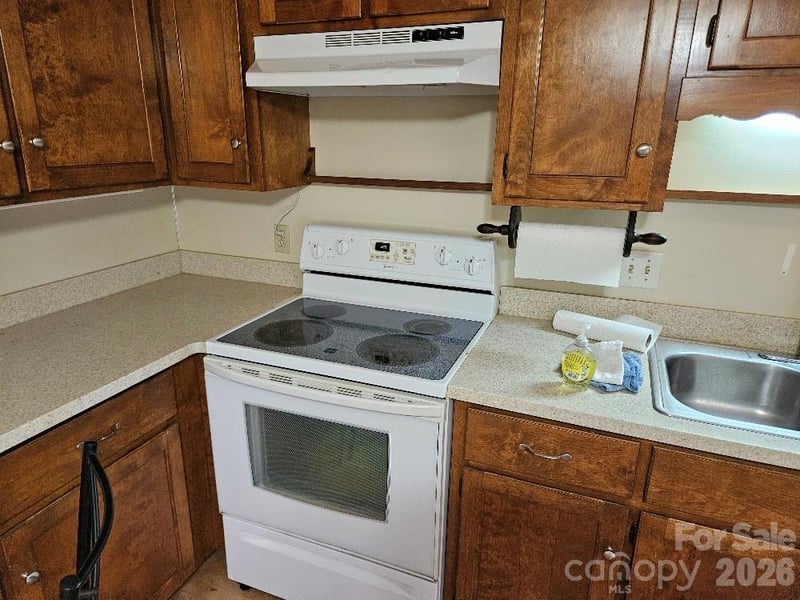 221 Pointe Cir, Rock Hill, SC 29732