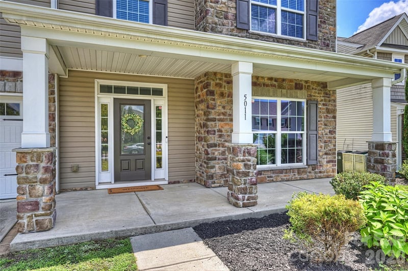 5011 Riverdale Dr, Charlotte, NC 28273