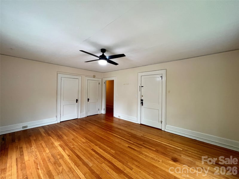19 Saluda St, Asheville, NC 28806