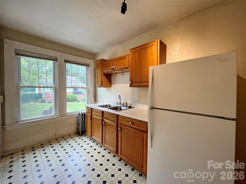 19 Saluda St, Asheville, NC 28806