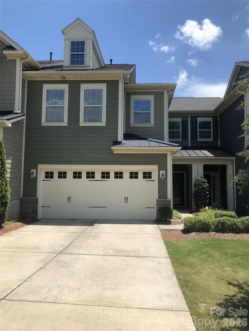 223 Butterfly Pl, Fort Mill, SC 29708