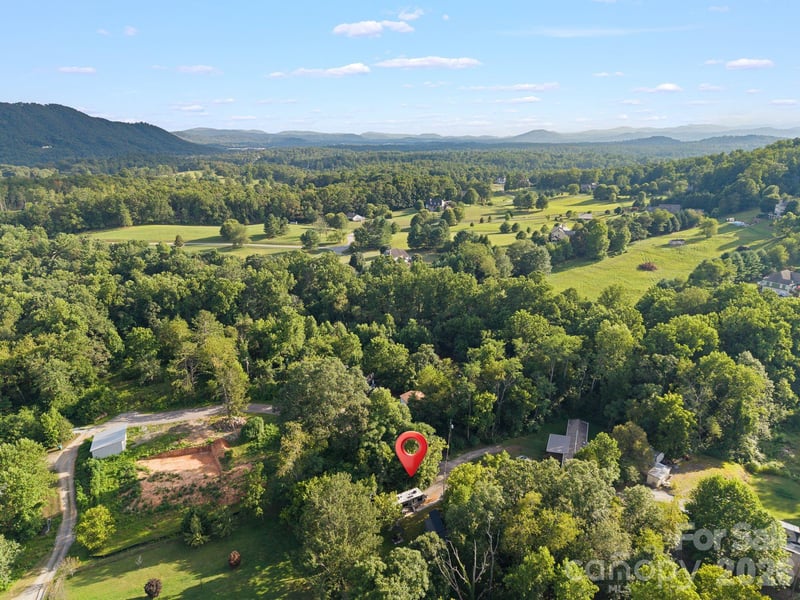 29 Logan Ln, Fletcher, NC 28732