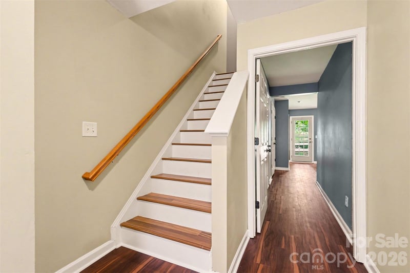 308 Langhorne Dr, Mount Holly, NC 28120