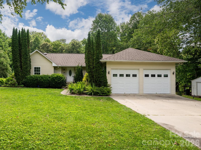69 Mountain Ridge Ln, Fletcher, NC 28732