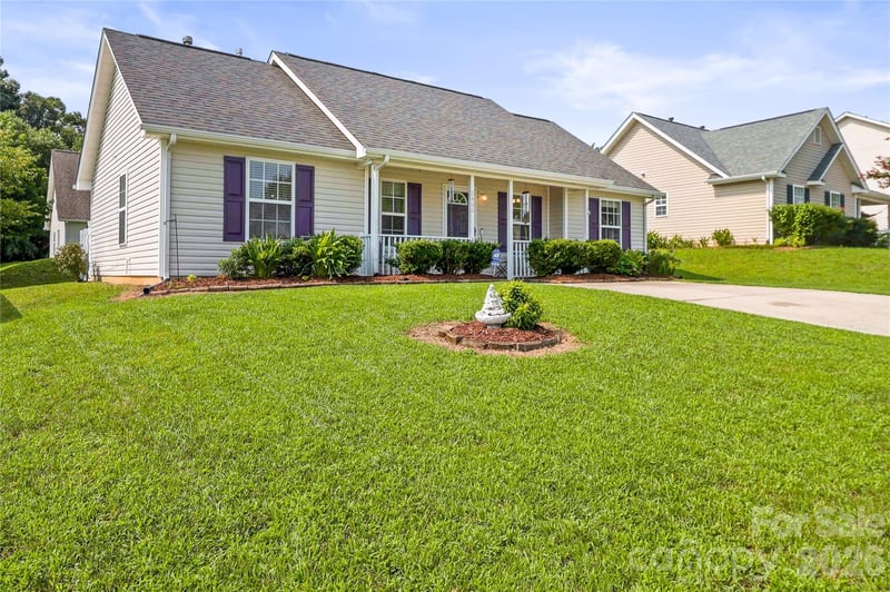 5405 Katherine Ct, Dallas, NC 28034