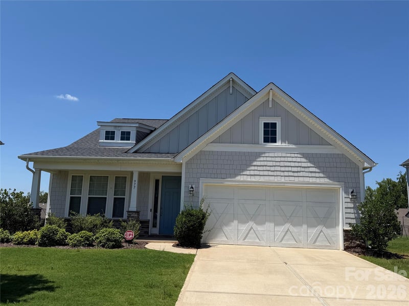 977 Bellegray Ln, Concord, NC 28027