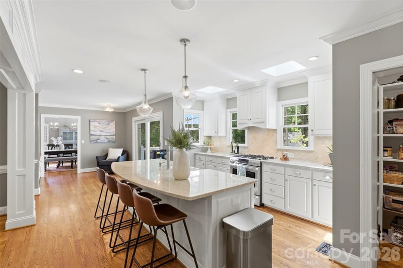 170 S Kimberly Rd, Davidson, NC 28036